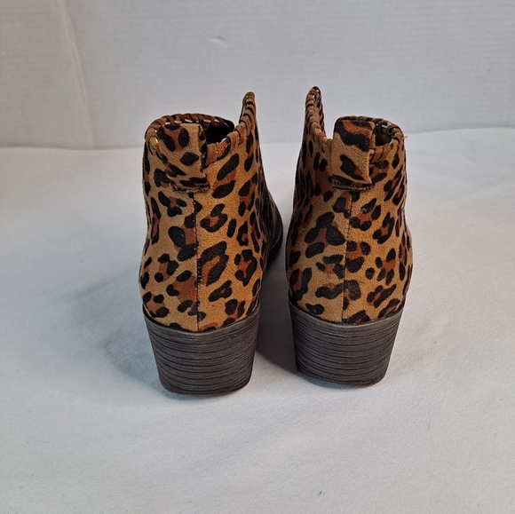 Volatile Cavalry Tan/Leopard Boots size 8.5 - Picture 8 of 10